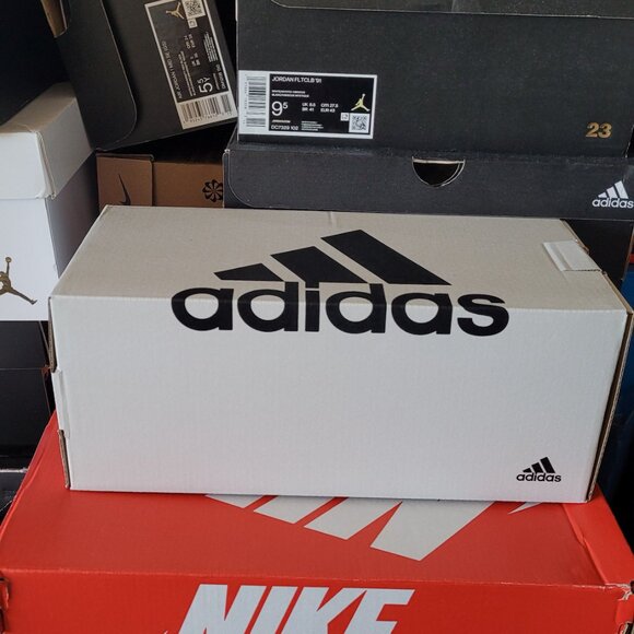 ADIDAS ADISSAGE SLIDES BLACK/GOLD MEN'S US SIZE 10 BRAND NEW IN BOX - Picture 5 of 6